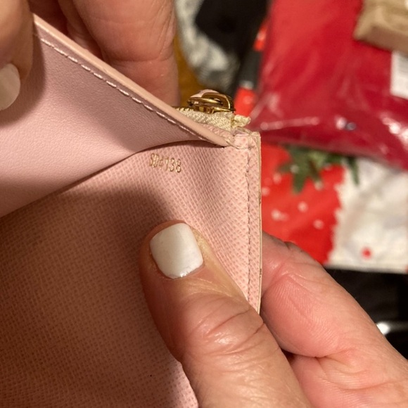 Louis Vuitton Victorine Wallet N64022 - Picture 12 of 16